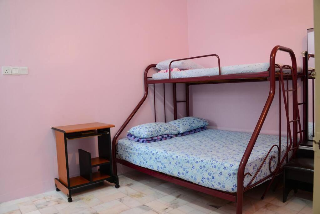 Wonderful Homestay At Muar Exteriör bild