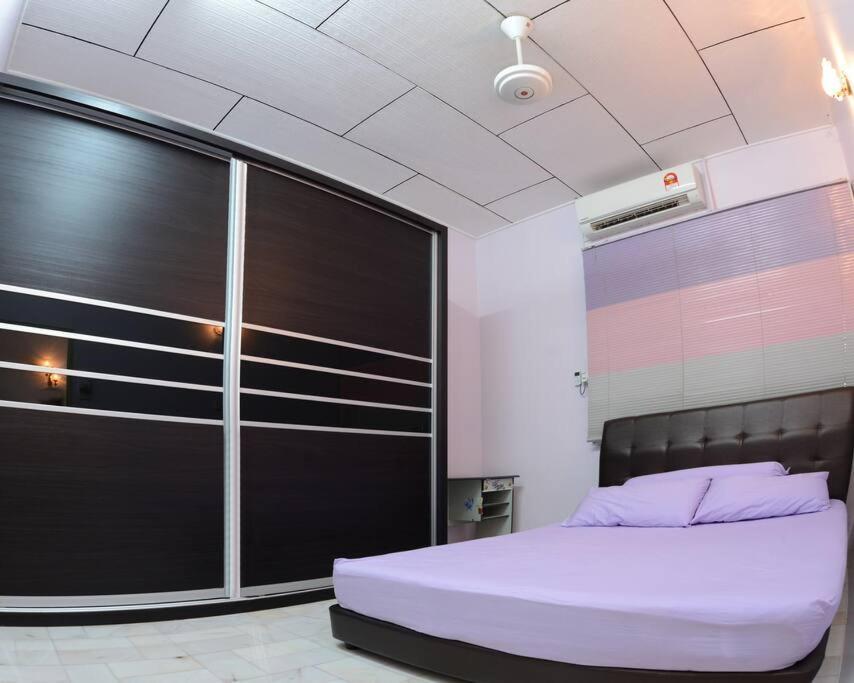 Wonderful Homestay At Muar Exteriör bild