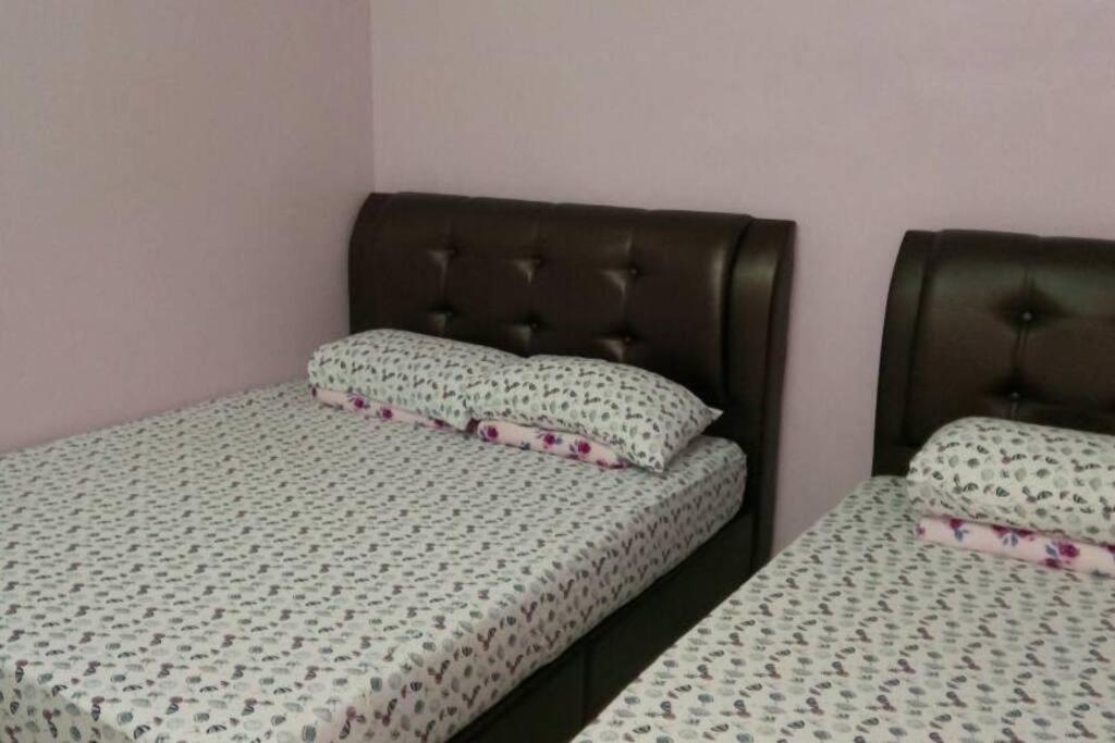 Wonderful Homestay At Muar Exteriör bild